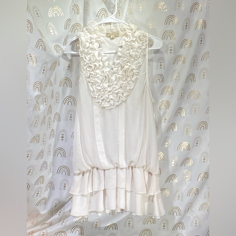 Forever 21 Cream Ruffle Blouse